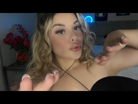 ASMR Hand Sounds, Finger Fluttering, Whispering (tingly mouth soundzzz)