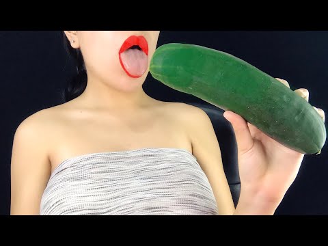 🥒ASMR COMIENDO PEPlN0🥒