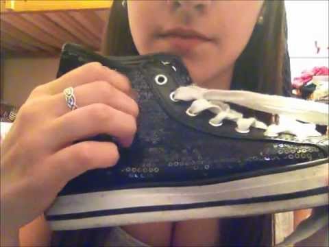 ASMR: Shoes-Tapping/Scratching Different Textures