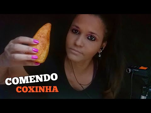 ASMR SONS DE MASTIGAÇÃO - COMENDO COXINHA eating sounds - mukbang