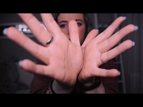 ASMR Hands Movements & Mouth sounds (no talking)