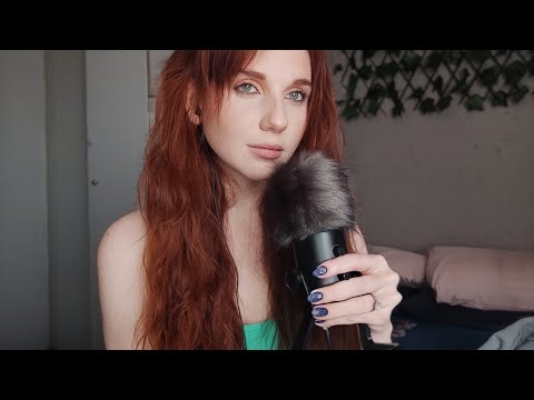 ASMR | Clicky, Upclose Whisper Ramble (let's hang out) 💕🐸