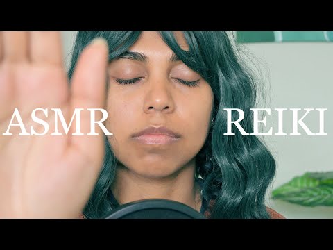 ASMR Reiki For Stress & Anxiety | Crystal Cleanse, Tarot Card Reading & Candle Burning 🕯️
