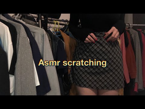 ASMR Aggressive shirt scratching and scratching skirt 🫥