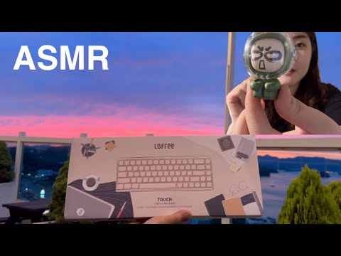 ASMR Unboxing LOFREE retro keyboards & introduce figure 💖 Tracing , Tapping , Scratching at Cafe 💃