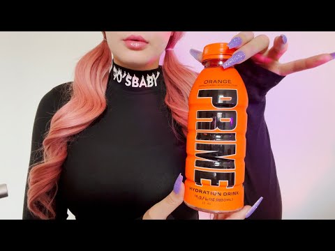 ASMR tapping with long nails on different bottles [1 𝒎𝒊𝒏𝒖𝒕𝒆 𝒂𝒔𝒎𝒓]