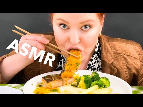 ASMR Salmon Espargus Broccoli Veggies | Soft and Crunchy Eating Sounds | Eating with Hands