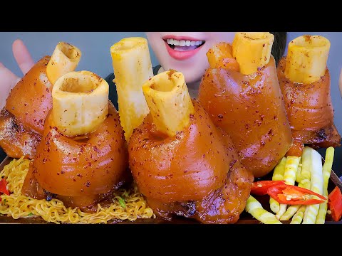 ASMR SPICY BEEF KNUCKLE STEW PICKLE BAMBOO  EATING SOUNDS | LINH-ASMR