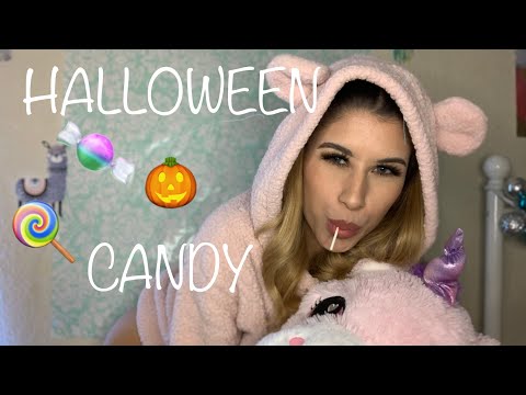 Asmr Halloween candy show and tell  🍬🍭 crinkly, tapping ,