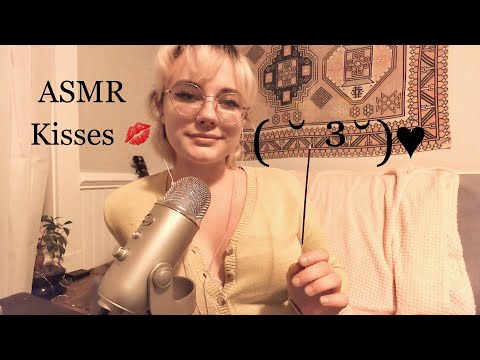 ASMR | Your Friend Chews Gum and Gives you Light Kisses ( ˘ ³˘)♥