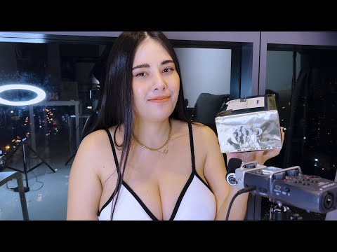 ASMR fast,Tapping + whisper with aggressive mouth sounds
