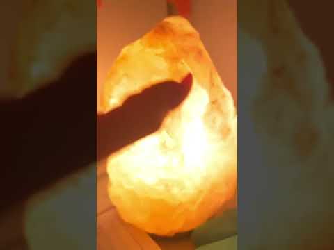 Salt lamp scratching and tapping 💆🏼‍♀️
