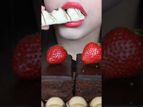 asmr Chocolate CANDY FERRERO HANUTA KINDER & Cake 🍰 Eating Sounds