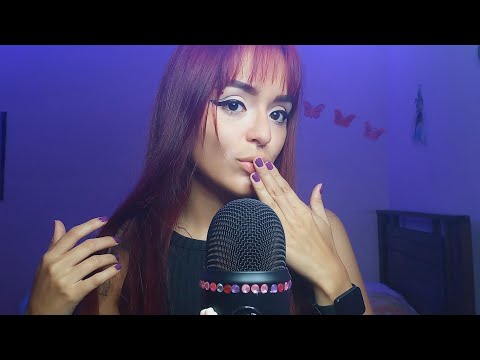 ASMR | Maquillandote la carita / Mouth sounds ❤️