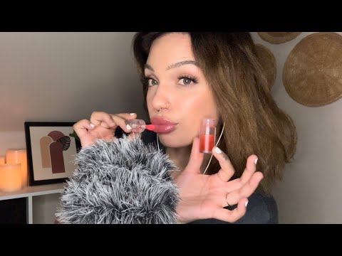 ASMR Kisses and Lip Gloss Sounds💋