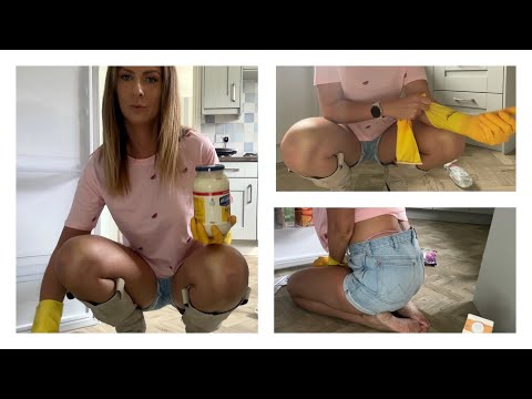 ASMR Cleaning No talking - Cleaning Out The Fridge - Spraying Wiping Housewife Chores