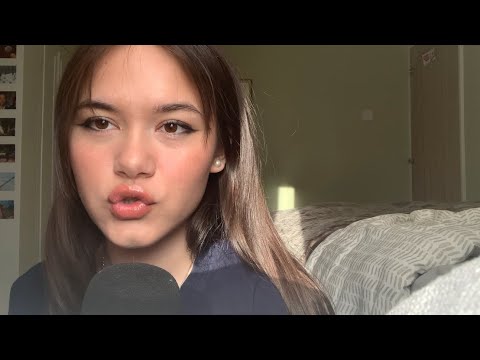 ASMR ESPAÑOL// 35 cosas sobre mi