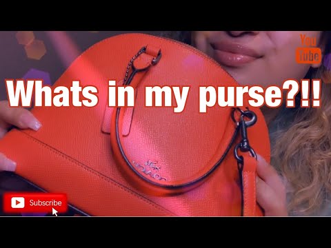 ASMR| Whats in my purse?!| Lots of tapping & crinkles (soft spoken)