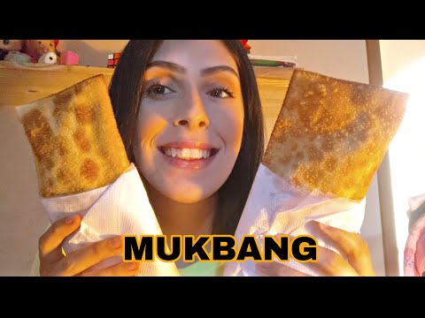 ASMR  -  Comendo Pastel de Pizza 🍕 com frango e Pastel de Nutella 🤎 ##mukbang
