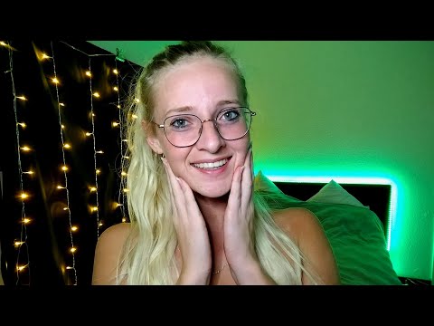 ASMR Clicky Whispers, Inaudible and Spit Painting💚