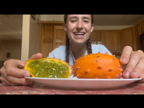 #ASMR EATING KIWANO HORNED MELON FOR TINGLES AND RELAXATION 🥝🧡