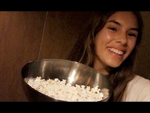 ASMR: Eating Popcorn + Triggers {mouth sounds, crinkles (deep, soft), tapping, plastic noises}