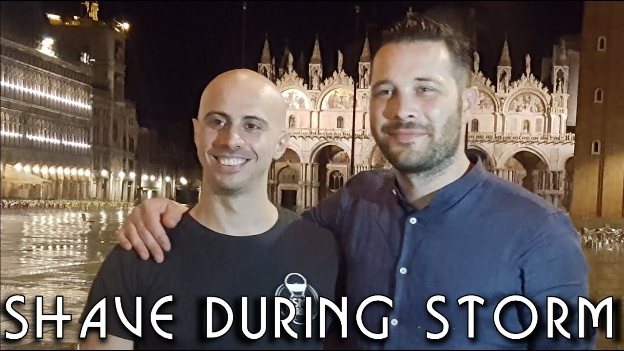 💈 Street Barber Head Shave in Venice with Massage during storm - ASMR no talking