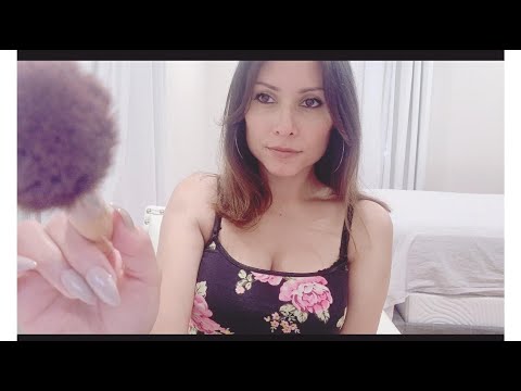 Asmr- Doing your make up ( tingly brushing sounds)