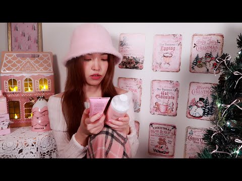 ASMR RP 🎀 Hanging Out in Your Sister 's Room on Christmas Day (hair brush, hand scrub, lotion)