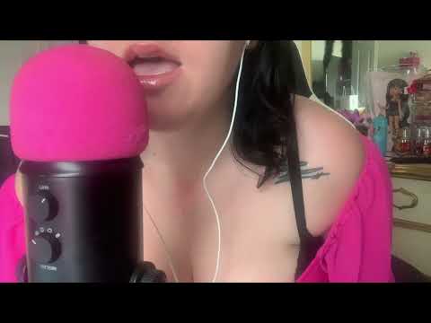 ASMR Wet & Dry Mouth Sounds & Mic Blowing
