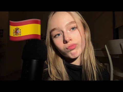 ASMR en español | spanish trigger words, close whispers and hand movements 🇪🇸