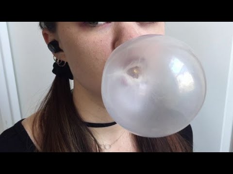 ASMR GUM CHEWING pretty girl BIG BUBBLES POP SNAPS satisfying sunny sounds mouth teeth lips