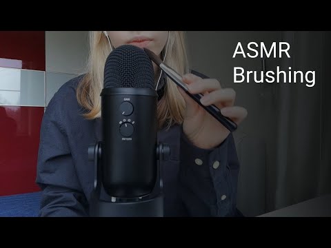 ASMR | Mic and camera brushing (ENG)