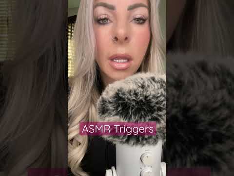 ASMR MOUTH SOUNDS & Screen Tapping (Using your face as a keyboard)