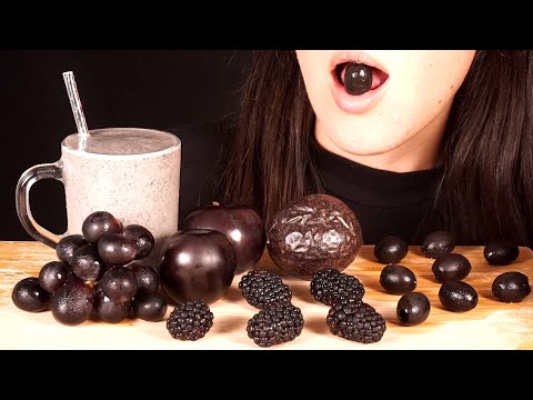 ASMR Black Food ~ Blackberries, Grapes, Black Sesame Smoothie (Mostly No Talking)