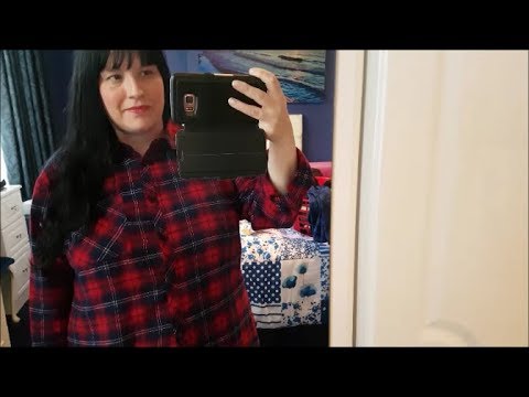 Asmr - Whispered Wardrobe Tour & Try on of 5 different Minxy outfit looks!