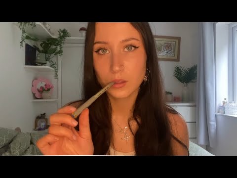 asmr | drawing/sketching on your face 👩🏻‍🎨