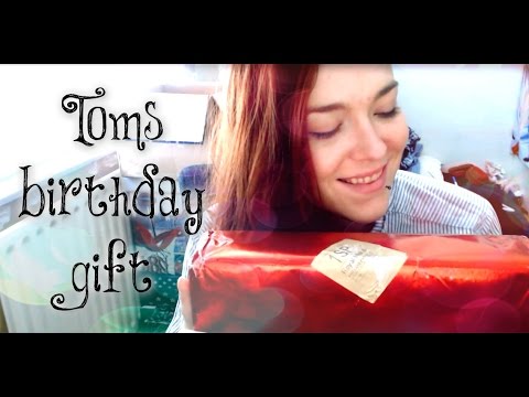 ***ASMR*** Toms birthday gift unboxing! ♥