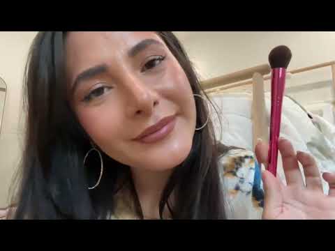 ASMR 1-Minute Applying Powder to Your Face