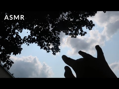 ASMR | Relaxing Outside Triggers (leaves crunching, tapping and scratching)