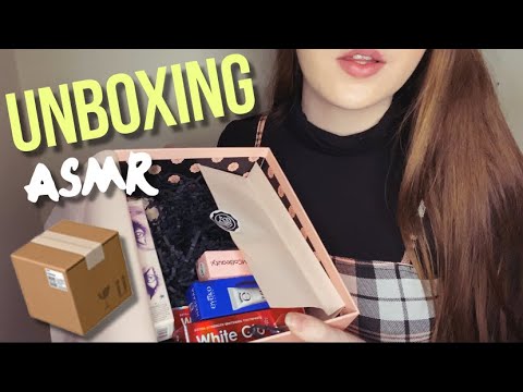 February Glossybox unboxing, with tingly tapping sounds! - ASMR