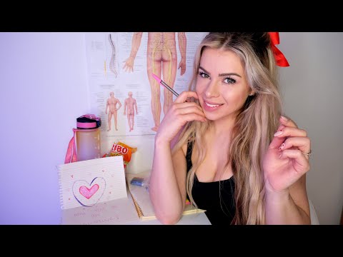 ASMR GIRL IN BIOLOGY CLASS HAS CRUSH ON YOU ❤︎ (Back Tickling, Drawing On Arm, Playing With Hair)