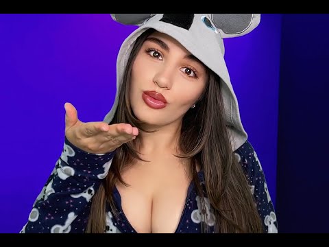 ASMR| Caring Mommy Puts You To Sleep 💋😴 Goodnight Kisses, Face Touching, Personal attention 😴 💋