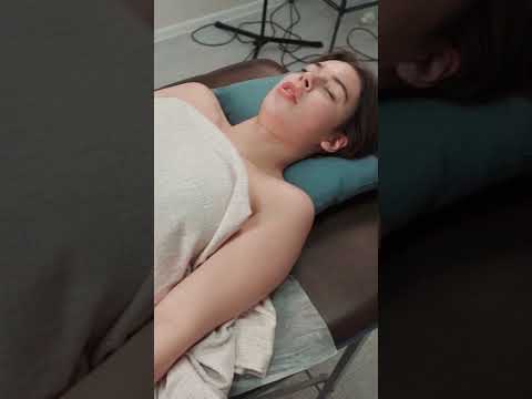 ASMR stretching and chiropractic adjustments for Lisa #chiropractic