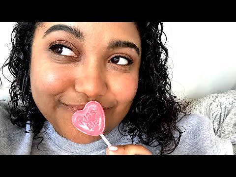 ASMR EATING SOUNDS | VALENTINES DAY CANDY 💕
