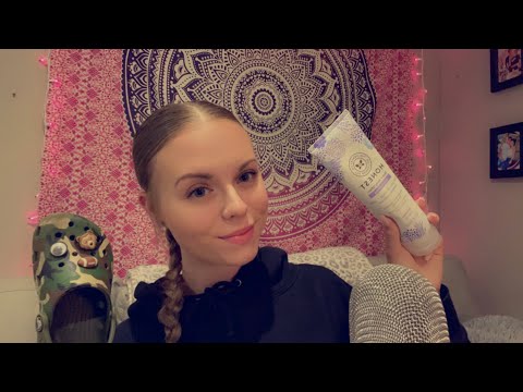 ASMR! Tingly Tapping And Scratching!