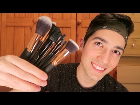 ASMR Brushing and Tapping the Mic with Different Brushes