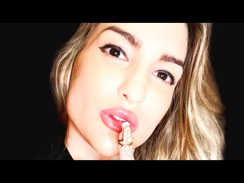 ASMR | YOUR FAVORITE TRIGGERS IN 15 SECONDS🤟✨