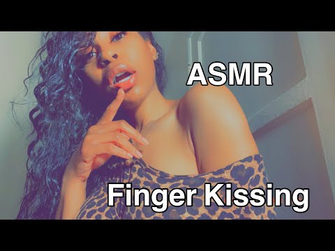 ASMR | Finger Kissing