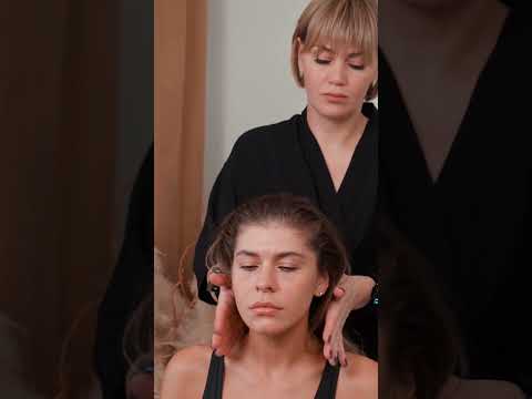 head asmr massage for Lily #relaxingmassage #asmrmassagetherapy #massageasmr #asmrsounds
